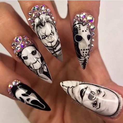 Crazy Faces in a Diamond Frame Nine Inch Halloween Nails #nails #Halloween #trendypins Horror Nails, Nail Art Halloween, Coat Belt, 3d Nail Designs, Halloween Press On Nails, Anime Nails, Black Nail Art, Halloween Nail Designs, Nail Patterns