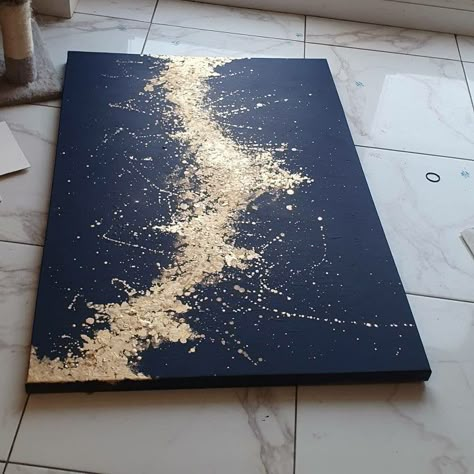 Navy and gold textured abstract painting Navy And Gold Painting, Abstract Gold Art, Gold Art Painting Diy Projects, Navy And Gold Artwork, Diy Gold Canvas Art, Gold Drawing Ideas, Navy Abstract Painting, Textured Abstract Painting Acrylics, Metallic Abstract Painting