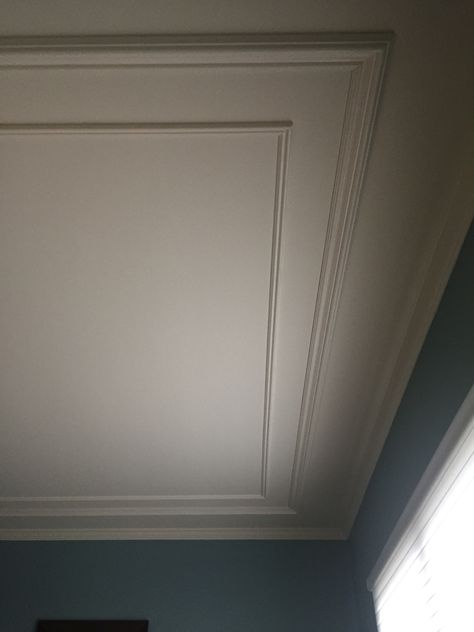 Pop Ceiling Designs For Living Room, Ceiling Moulding Design, Modern Plus Minus Pop Design For Roof, Diy Room Makeover, Guys Room Aesthetic, Pop Design For Roof, Home Decor Ideas Bedroom, Molding Ceiling, Simple Ceiling Design