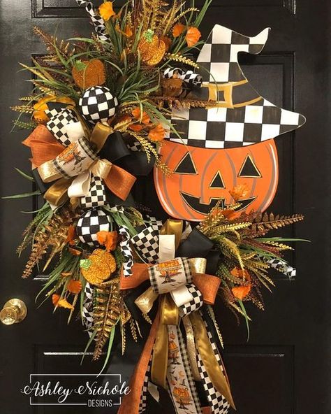 Wreaths For Double Doors, Witch Jack O Lantern, Oval Grapevine Wreath, Halloween Mirror, Halloween Door Wreaths, Halloween Mesh Wreaths, Homemade Halloween Decorations, Diy Halloween Wreath, Whimsical Wreaths