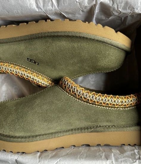 ugg tasman slippers olive Olive Tasman Uggs, Green Ugg Tasman Slippers Outfit, Olive Green Uggs Outfit, Green Uggs Boots Outfit, Green Uggs Boots, Green Tasman Uggs, Fall Shoes 2023, Green Uggs, Tasman Uggs