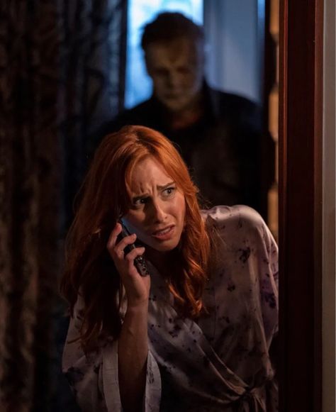 Scary, Michael Myers,spooky,evil, door,ginger hair Halloween Ends Michael Myers, Halloween Ends 2022, Michael Myers Movies, Michael Myers Memes, Jason Horror, Funny Friend Pictures, Halloween Ends, Halloween Franchise, Horror Movie Night