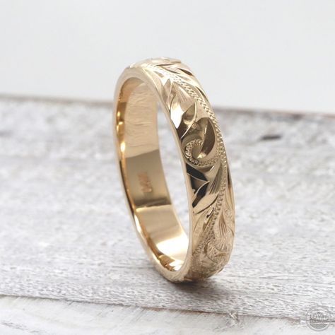 Hawaiian 14k gold wedding band, perfect for couples who love Hawaiian tropical flower and scroll design. Made in Hawaii. Gold Wedding Rings For Men, Wedding Band Engraved, Hawaiian Wedding Rings, 14k Gold Bangle Bracelet, Hawaiian Heirloom Jewelry, Flower Wedding Ring, Unique Promise Rings, Dainty Wedding Ring, Hawaii Jewelry