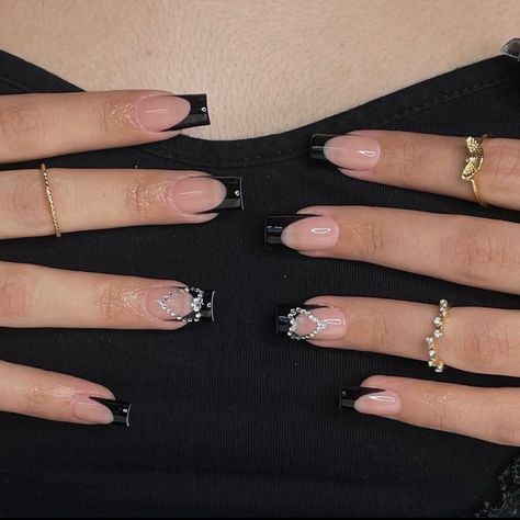 Nails And Rings, Work Nails, Glow Nails, Classy Acrylic Nails, Short Square Acrylic Nails, Bling Acrylic Nails, Acrylic Nails Coffin Short, Square Acrylic Nails, Dream Nails