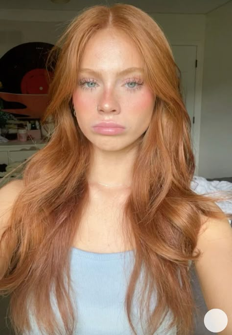 Red Head Hair Inspiration, Hair Inspiration Ginger, Ginger Gloss Hair, Ginger Hair To Blonde, Cute Hairstyles For Redheads, Ginger Haircut Ideas, Ginger Hair Natural Redhead, Natural Looking Ginger Hair, Ginger Hair Color Dye