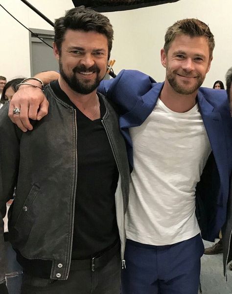 Karl Urban and Chris Hemsworth The Boy Cast, Chris Hemsworth Thor, Simon Pegg, Elsa Pataky, Taylor Kitsch, Australian Actors, Karl Urban, Charlie Hunnam, Hollywood Actor