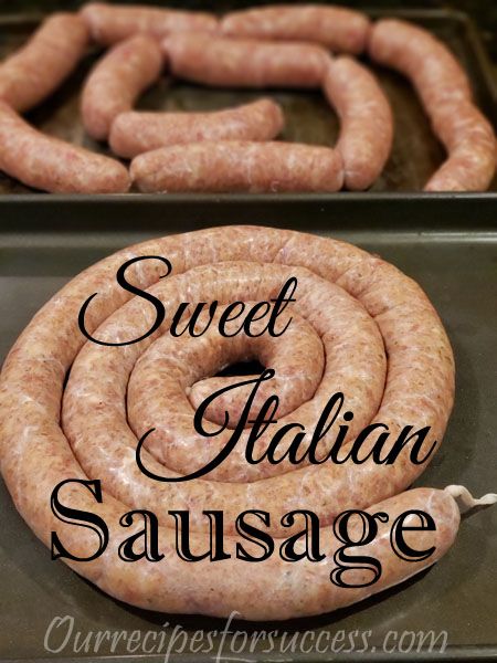 Taco Sausage Recipe, Sweet Italian Sausage Seasoning Recipes, How To Make Italian Sausage Recipes, Christmas Sausage Recipes, Sweet Pork Sausage Recipes, Making Pork Sausage, Smoked Chorizo Sausage Recipes, Italian Sausages Recipe, Diy Sausage Recipes