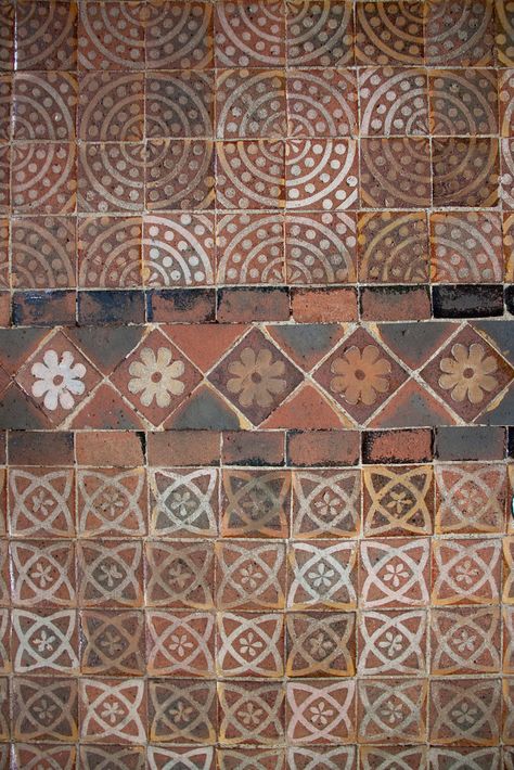 Medieval Ceramics, Medieval Tiles, Ancient Tiles, Winchester Cathedral, Medieval Pattern, Peel And Stick Floor, Rustic Flooring, Stylish Man, Herb Pots