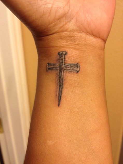 Finally I got my cross tatto. 3nails Biblical Tattoos, Nail Cross, Cross Tattoos For Women, Cross Tattoo For Men, Cross Tattoos, Back Of Hand, Religious Tattoos, Dope Tattoos For Women, Nail Tattoo