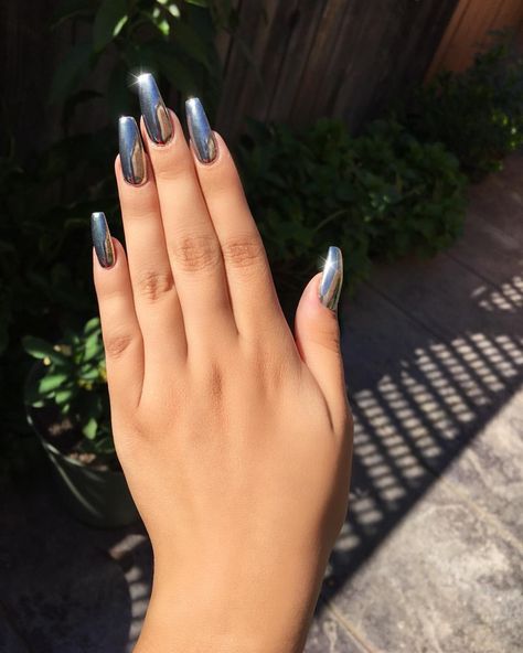 Classy Nail Art Ideas, Coffin Nails Matte, Gray Nails, Interesting Images, Striped Nails, Toe Nail Designs, Classy Nails, Matte Nails, Chrome Nails