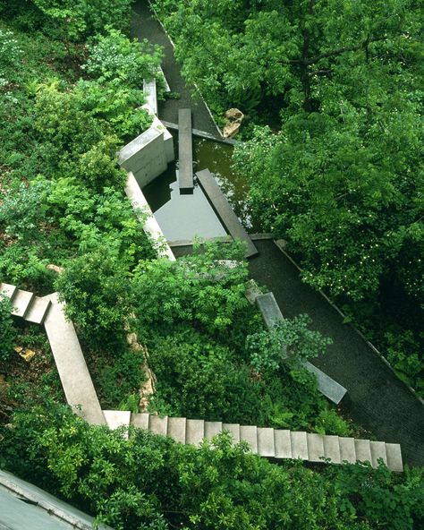 Michael Van Valkenburgh Associates Inc | Garden on Turtle Creek Mvva Landscape, Creek Architecture, Garden Turtle, Concrete Retaining Walls, Turtle Creek, Landscape Architecture Design, Modern Shapes, Location Photography, Green Roof