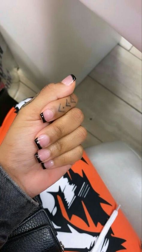 Simple Easy Nails, Overlay Nails, Drip Nails, Work Nails, French Tip Acrylic Nails, Short Square Acrylic Nails, Exotic Nails, Short Acrylic, Acrylic Nails Coffin Short