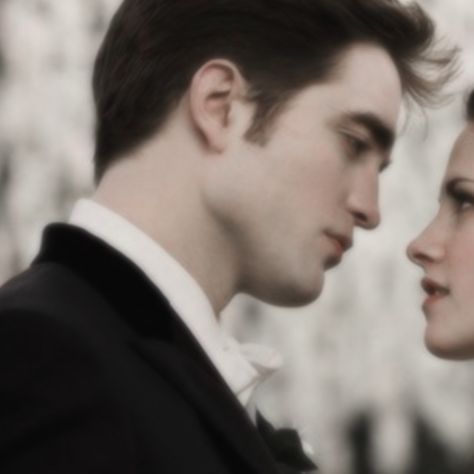 Pfp Twilight, Twilight Pfp, Bella Y Edward, Matching Icons