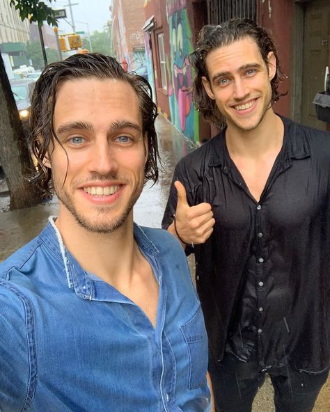 A couple of drowned Kangaroos forgot their umbrella 🦘😜 Jordan And Zac Stenmark, Zac Stenmark, Cheeky Grin, Winking Face, Wet Dreams, Alain Delon, Oc Ideas, Twin Brothers, Face Claims