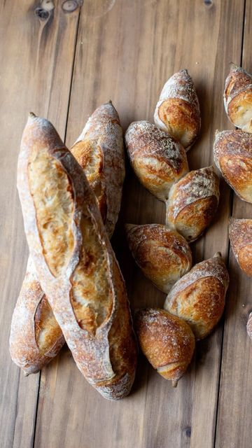 Sophie Remer on Instagram: "Sourdough Demi baguettes are always a fave in this house! Now it’s soup season, these baby épi are the perfect soup dippers. 🌾🥖🤍 Baked in my @challengerbreadware pan, using the new larger @thebreadmat, scored with my @wiremonkeyshop arc lame. Get 10% off The Bread Mat using my code “MostlySourdough”, and 10% off WireMonkey with the link in my profile. Also featuring this beautiful mini baguette board by my brother @jeffremer 🪵❤️ #sourdough #sourdoughbaguettes #baguette #sourdoughbaking #scoringbread #satisfying #satisfyingvideo #howto #crumbshot #sourdoughbaguette #demibaguette #sourdoughbaking" Sourdough Goldfish, Homemade Goldfish Crackers, Poppyseed Bread, Poppy Seed Bread, Goldfish Crackers, Seed Bread, Baking Classes, Soup Season, Pancake Batter