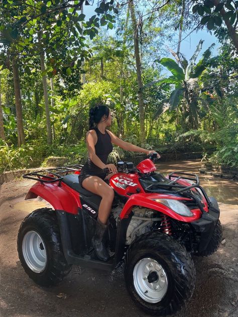 Buggy Outfits Women, Cute Atv Riding Outfit, Boots Leggings, Clermont Florida, Holiday Pics, Voyage Bali, Catch Flights, Bali Vacation, Top With Shorts