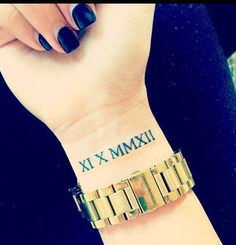 roman numbers Roman Numeral Tattoo, Numeral Tattoo, Cute Tattoos On Wrist, Roman Numeral Tattoos, Tattoo Wrist, Wrist Tattoo, Dream Tattoos, Little Tattoos, Roman Numeral