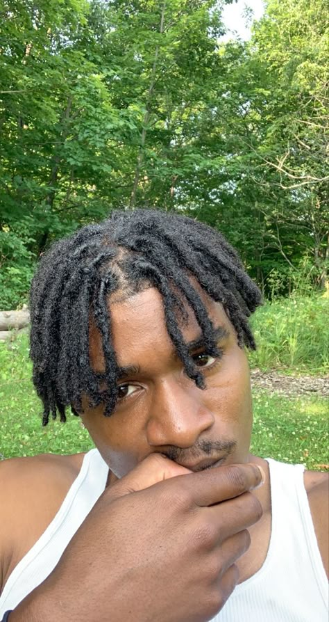 Hightop Dreads Styles Men, High Top Dreads Styles For Men, Short Dreads Men, Short Dread Styles For Men, Starter Locs Short Hair, Locs Short Hair, Twisted Dreadlocks, Starter Locs Short, Dreads Journey