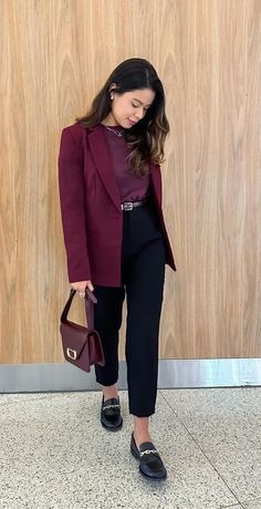 Modest Street Fashion, Outfit Trabajo, Old Money Fashion, Professional Outfit, Business Wardrobe, Money Fashion, Professional Outfits Women, Corporate Style, Business Casual Outfits For Work