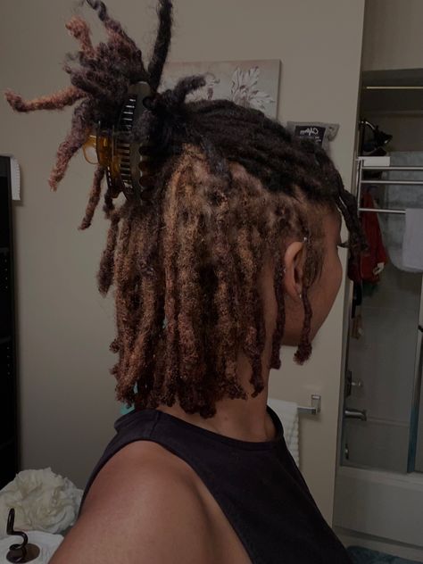 Dyed Dreads, Beautiful Dreadlocks, Short Locs Hairstyles, Dreadlock Style, Dreadlock Styles, Dyed Hair Inspiration, Dread Hairstyles, Natural Hair Styles Easy, Dreadlock Hairstyles