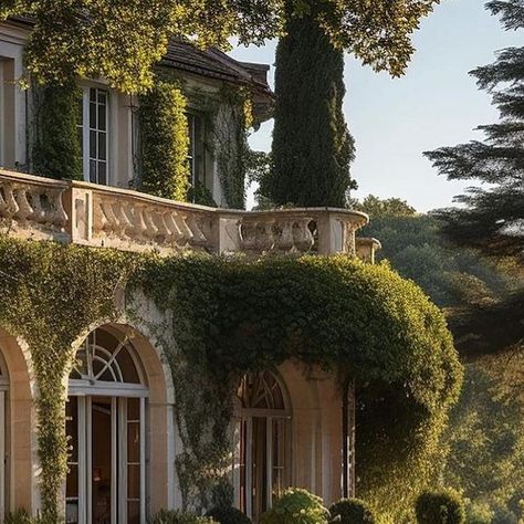 Gentleman's Journal Home on Instagram: "We absolutely love this luxury Italian villa. Such a beautiful home in Crema, Lombardy, Italy - the town where the film 'Call Me By Your Name' was filmed. by @joshdkaye #home #houses #living #style #interiors #interiordesign #design #deco #lifestyle #luxury #archdaily #property #architecture #ideas #inspiration #view" Rainy Sunday Morning, Crema Italy, Italian Country, Rainy Sunday, Money Pit, Italian Life, Italian Vacation, Italian Architecture, European House