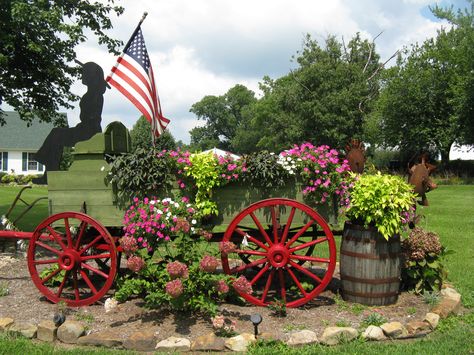 My old wagon I fixed up in my yard . I have some wagons for sale. Buckboard Wagons, Yard Wagon, Wagon Decor, Outdoor Wagon, Farmhouse Yard, Lawn Ideas, Antique Wagon, Farm Wagons, Horse Wagon