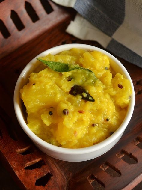 Indulge...: Yellow Pumpkin Kootu | Poosanikai Kootu | Parangikai Kootu - without coconut Veg Gravy, Kootu Recipe, Vegan Pumpkin Bread, Yellow Pumpkin, Vegan Pumpkin, Recipe For Mom, Pumpkin Bread, Pressure Cooking, Pumpkin Recipes