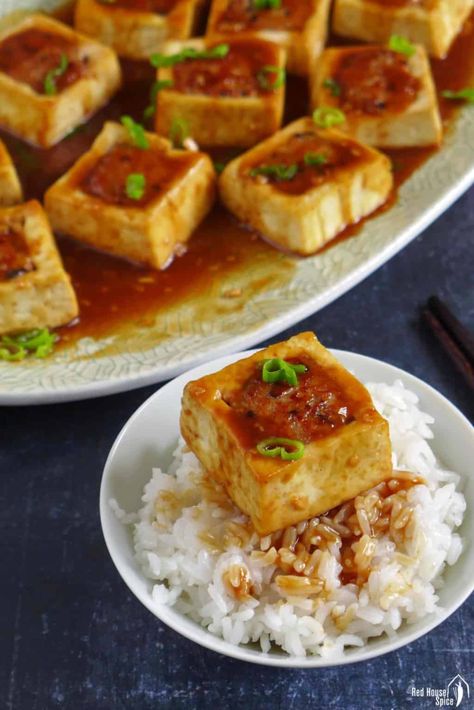 Stuffed Tofu Chinese, Stuffed Tofu Recipe, Chinese Tofu Dishes, Stuffed Tofu, Shrimp Tofu Recipe, Tofu Dessert, Healthy Japanese Recipes, Pan Fried Tofu, Japanese Food Bento