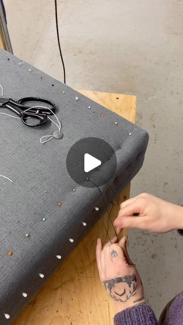 2,088 likes, 28 comments - brunopaulinlopez, ekkor: January 23, 2024: "#frenchmattress #upholstery #upholsterytraining #apprenticeship #upholsteryapprentice". Upholstery Diy Tutorials, Upholstery Shop Layout, Mixing Wood Tones, Chair Renovation, Upholstered Chairs Diy, Natural Wood Kitchen Cabinets, Upholstery Techniques, Simple Duvet Cover, Diy Furniture Upholstery