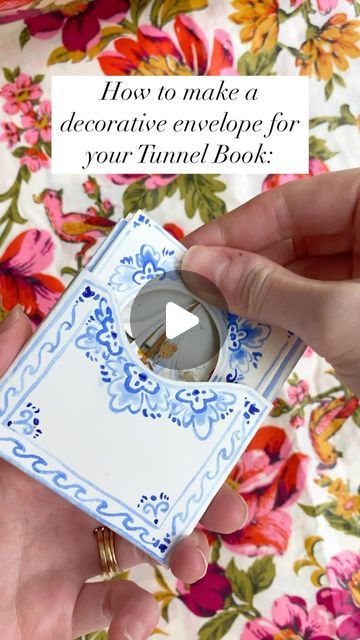 Alley McGlynn on Instagram: "Some of you have asked for a tutorial on how to make an envelope to hold your tunnel book, (if you want to learn how to make the book itself, check out my last reel!)! ✂️💖✨

Supplies:
- 1 piece of paper cut to 4.75” x 6.25”(watercolor, Bristol or cardstock is fine!) 📄
- Ruler 📏
- Pencil & Eraser ✏️
- X-Acto Knife ✂️
- Paint (I like to use both watercolor and gouache but you could also use acrylic!) 🎨
- Glue (I like Tombow glue but tacky glue or Elmer’s is fine!) 💪🏻

If you have any questions on the process or if you make your own, please tag me or send me a message! ✨

#illustrator #illustration #paperartist #paperart#3dpaperart #tinyworlds #miniatures #miniatureworld #arttutorial #tunnelbooks #artprocess #tutorial  #craft #crafttutorial #kidscrafts #pape How To Make A Tunnel Book, Diy Tunnel Book, How To Make A Pop Up Book, Tunnel Book Tutorial, Tunnel Books, Make An Envelope, Envelope Book, Tunnel Book, Cut Paper Illustration