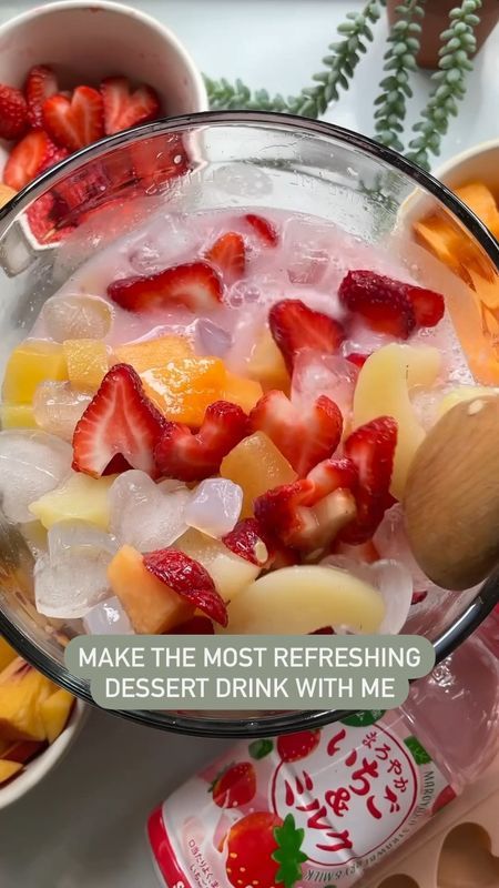 Assorted Fruits, Korean Dessert, Coconut Jelly, Fruit Cocktail, Drink Recipes Nonalcoholic, Refreshing Drinks Recipes, Healthy Food Motivation, Healthy Drinks Recipes, Healthy Sweets Recipes