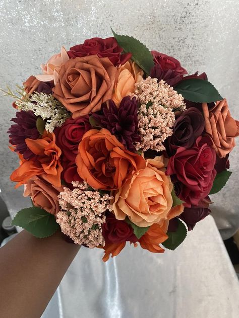 Wedding Flowers Burgundy, Oct Wedding, Autumn Wedding Flowers, Wedding Flowers Fall, Wedding Bouquet Rustic, Fall Bridal Bouquet, Fall Bridesmaid, Orange Wedding Bouquet, Silk Flower Wedding Bouquet