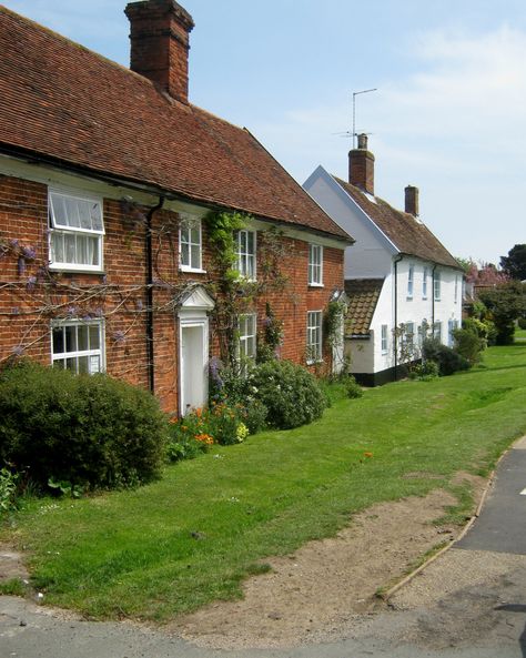 FUCKITANDMOVETOBRITAIN — Orford, Suffolk, England, UK Orford Suffolk, Pretty Countryside, Suffolk House, House England, English Cottage Gardens, Suffolk Coast, Suffolk England, Coastal Village, Beautiful Places To Live