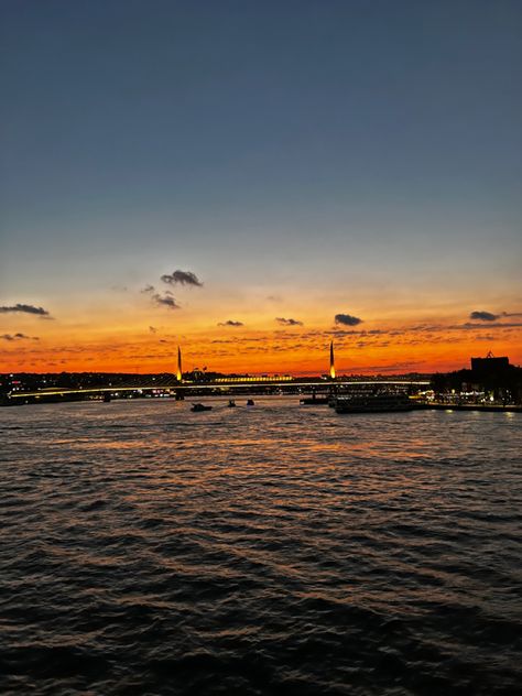 No filter sunset view in Istanbul Galata Bridge #nofilter #sunset #istanbul #galatabridge Galata Bridge, Sunset View, No Filter, Sunset Views, Istanbul, Bridge, Filter