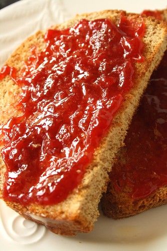 Strawberry Rhubarb Breadmaker Jam - Suzie The Foodie Strawberry Rhubarb Bread, Breadmaker Bread Recipes, Rhubarb Bread, Make Jam, French Bread French Toast, Best Bread Machine, Strawberry Rhubarb Jam, Shoulder Injury, Jam Recipes Homemade