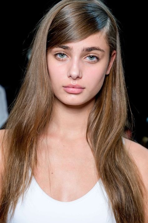 Taylor Hill Dark Ash Blonde Hair Color, Light Ash Brown Hair Color, Taylor Hill Hair, Dark Ash Blonde Hair, Catwalk Hair, Light Ash Brown Hair, Fashion Week Hair, Ash Brown Hair Color, Light Ash Brown