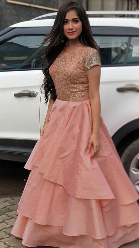 Frocks And Gowns, Gown Party Wear, Long Gown Design, Jannat Zubair, Designer Gown, Long Gown Dress, Long Dress Design, Girls Frock Design, Indian Gowns Dresses