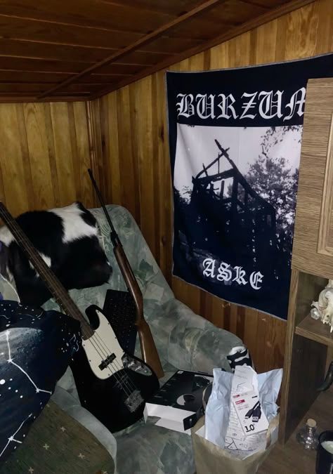 #blackmetalart Messy Punk Room, Punk House Aesthetic, Metalhead Room Decor, Metalhead Bedroom, Metal Head Room, Metalhead Room, Jordan Core, Max Core, Punk House