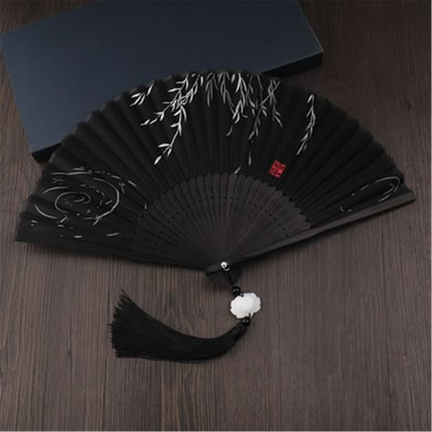 Black Hand Fan, Japanese Hand Fan, Chinese Folding Fan, Black Willow, Hanfu Accessories, Masquerade Ball Party, Fan Japanese, Chinese Fans, Party Fans