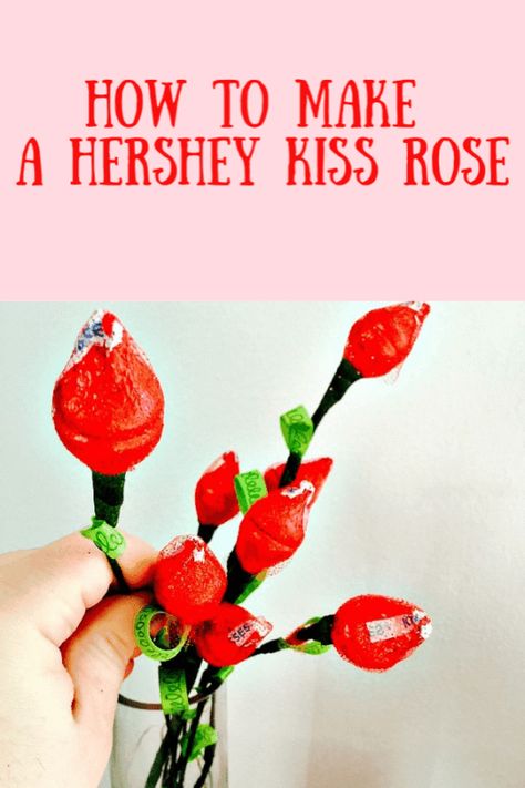 Give your Valentine a special gift with these easy to make Hershey Kisses Roses.   #hersheykissroses #hersheykissesroses #chocolatekissrose #howtomakehersheykissroses #tutorialforhersheyroses Valentine Hershey Kiss Ideas, Hershey Kiss Flowers, Hershey Kiss Roses, Hershey Kisses Gifts, Hershey Kisses Crafts, Hersey Kisses, Valentines Anime, Candy Creations, Kiss Gift