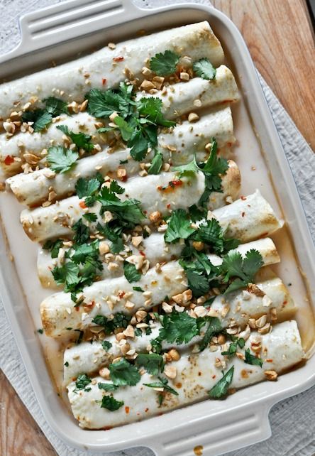 Enchiladas Mexicanas, Enchiladas Chicken, Shredded Cabbage, Shredded Carrots, Thai Chicken, Most Popular Recipes, Chicken Enchiladas, Flour Tortillas, Canola Oil