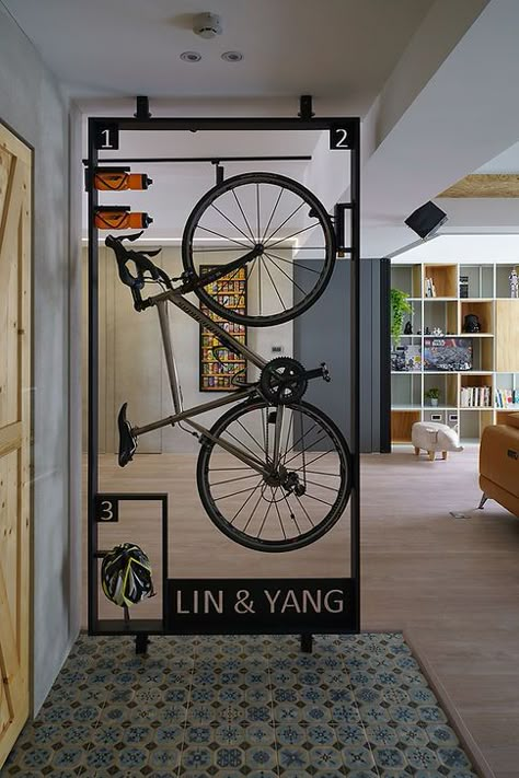 Bike Storage Apartment, Bike Room, Bicycle Decor, Bicycle Storage, Bike Store, Bathroom Decor Ideas Colors, Wallpaper Walls Decor, Living Room Decor Cozy, Bike Storage