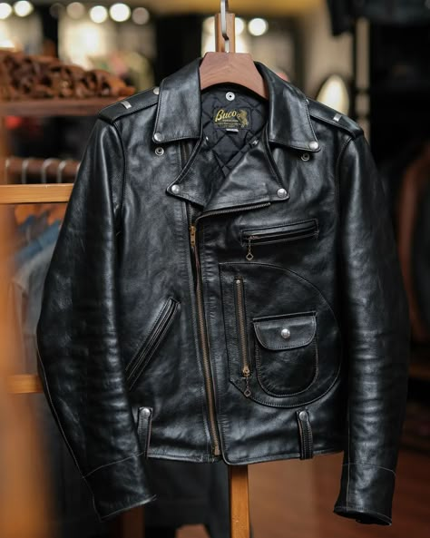 𝐑𝐞𝐝𝐰𝐢𝐧𝐠 𝐉𝟑.® on Instagram: “THE REAL MCCOY'S The Real McCoy's Buco J-24 Horsehide Leather Jacket Original Authentic Made in Japan Available Size : 36, 38, 40…” Real Mccoys, Hipster Looks, Stylish Mens Outfits, Leather Style, Mens Leather, Red Wings, Leather Jackets, Leather Fashion, Leather Men