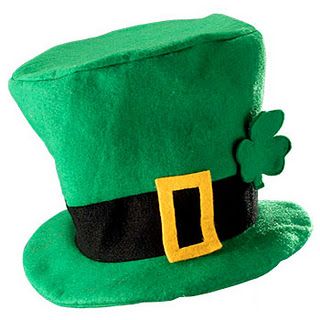 felt leprechaun hat Leprechaun Hat Template, Peter Pan Hat Diy Felt, St Patrick’s Day Hats For Kids, Leprechaun Costume, St Patrick’s Day Hat, Sant Patrick, St Patrick's Day Costumes, Irish Symbols, St. Patrick’s Day Hair Bows