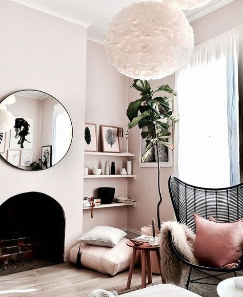 black and blush tones Murs Roses, Room Vanity, Mid Century Living Room, Mirror On The Wall, Vanity Organization, Living Room Spaces, Bath Room, Cool Apartments, A Living Room