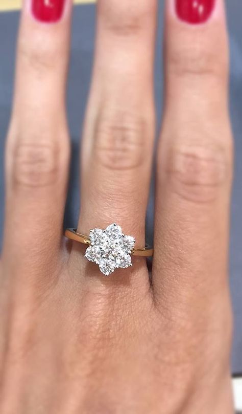 Cheap Diamond Rings, Diamond Flower Ring, Rings Ideas, Modern Engagement Rings, Classic Engagement Rings, Platinum Engagement Rings, Diamond Flower, Gold Engagement Rings, Flower Ring