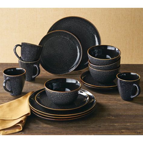 Black Dishes, Black Dinnerware Set, Assiette Design, Black Dinnerware, Vase Deco, Dinner Wear, Stoneware Dinnerware Sets, Cerámica Ideas, Stoneware Dinnerware