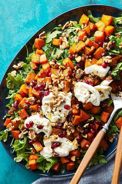 This beautiful butternut squash salad with creamy burrata cheese and peppery arugula is perfect for fall entertaining. For the best flavor and texture, remove the burrata from the refrigerator about an hour before use and assemble the salad while the squash is still warm from roasting so the cheese will melt slightly. Feel free to use precut butternut squash to make this recipe easier. #salads #saladrecipes #healthysalads #saladideas #healthyrecipes Cooking Steak, Cozy Fall Recipes, Butternut Squash Salad, Squash Salad, Butternut Squash Recipes, Autumn Salad, Dinner Plan, Roasted Butternut Squash, Roasted Butternut