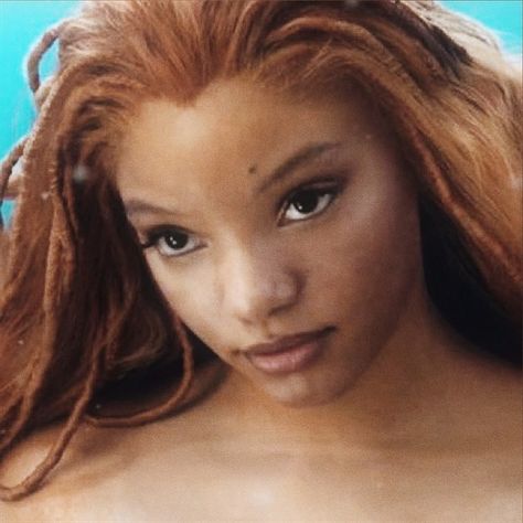 Ariel Icon Halle, Halle Bailey Icons, Halle Ariel, Halle Core, Ariel 2023, Ariel Icon, Hattie Morahan, Halle Bailey Little Mermaid, Kidcore Outfit