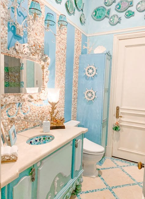 Ocean Themed Bathroom Ideas, Ocean Theme Bathroom, Sea Themed Bathroom, Under The Sea Bathroom, Sea Bathroom Decor, Ocean Bathroom Decor, Mermaid House, Mermaid Decor Bedroom, Ocean Themed Bathroom